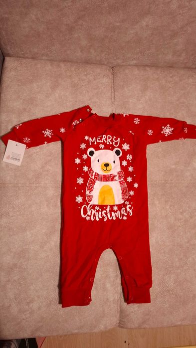 Новий комбінезон з начесом, 68-74 розмір