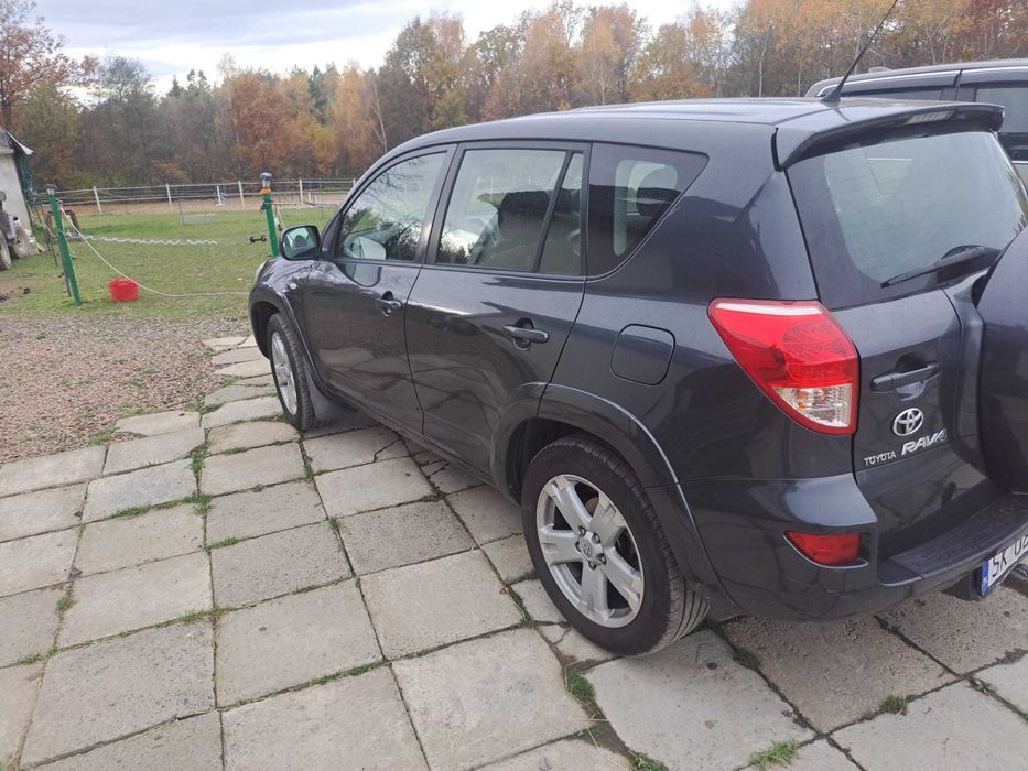 Sprzedam samochód TOYOTA RAV 4