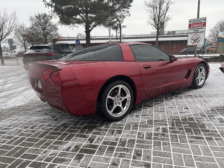 Corvette C5  2004r  5.7 355km zam