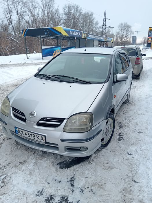 Продам Nissan Almera Tino 2,0 автомат, газ- бензин. По техпаспорту