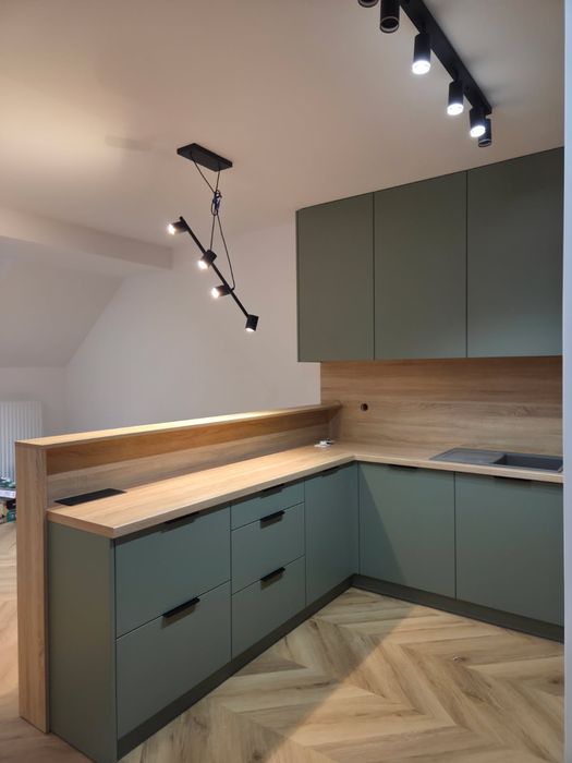 Meble kuchenne łazienkowe pokojowe zabudowy wnęk szafy na wymiar