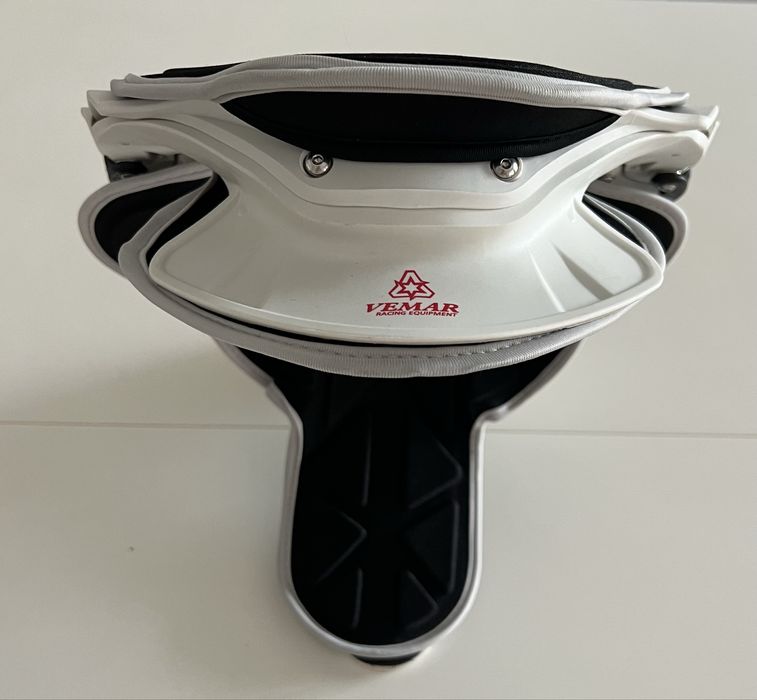Colar protetor cervical