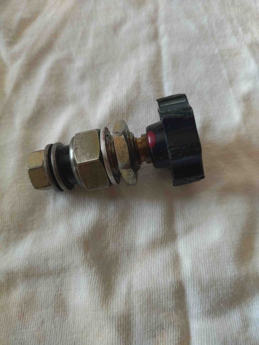 Parafuso corta-circuitos vintage (baixa de preço)