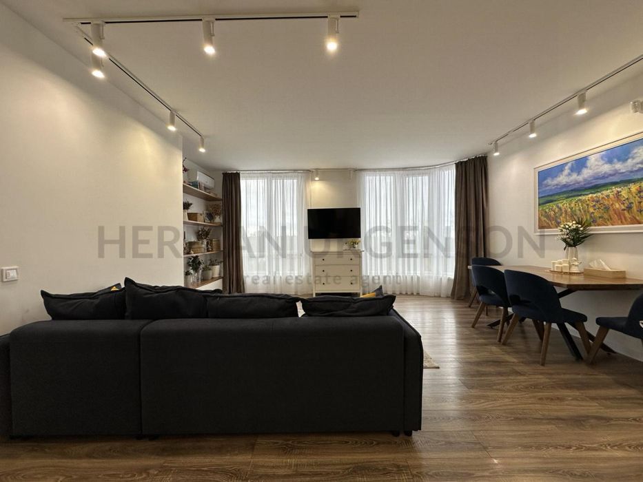 Продаж 3к квартири 82 кв.м / вул. Гленца, ЖК Парус Riverside