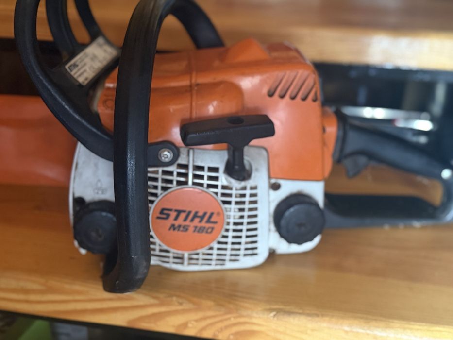 Продам бензопилу штіль 180 4000гр