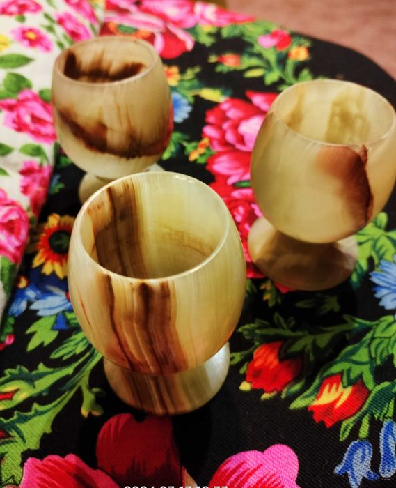 Рюмки из оникса, натуральный камень