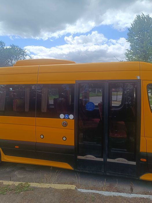 Продаж автобуса Mercedes Sprinter 519 в розстрочку