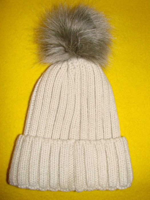 Шапка женская Under Armour Snowcrest Pom Beanie - 100% оригинал