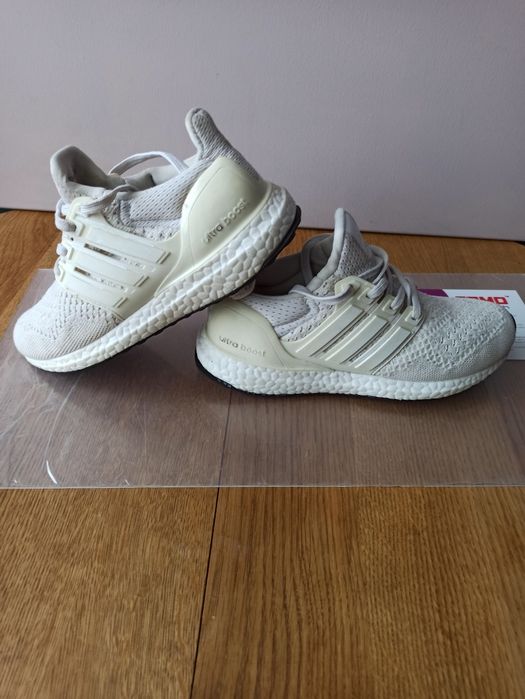 Летние кроссовки Adidas Boost