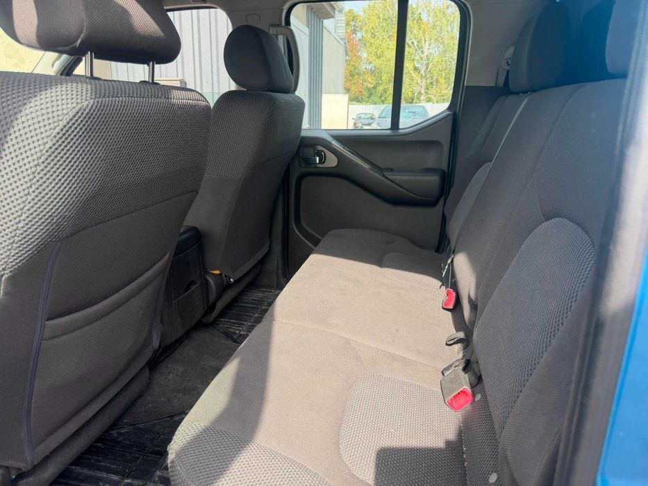 Nissan navara 4*4