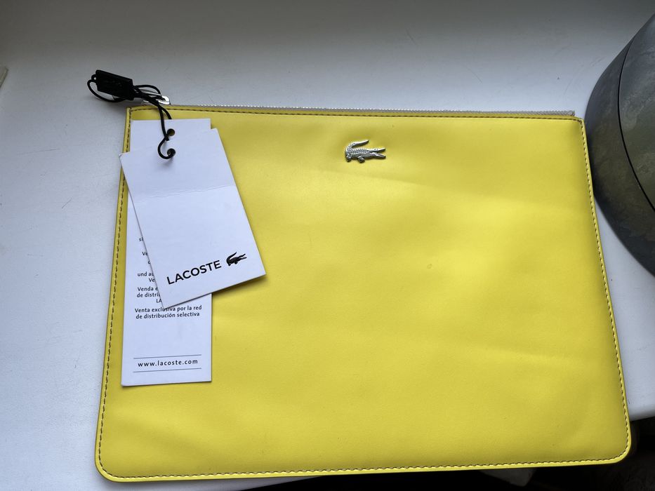 Кожаний клатч Lacoste