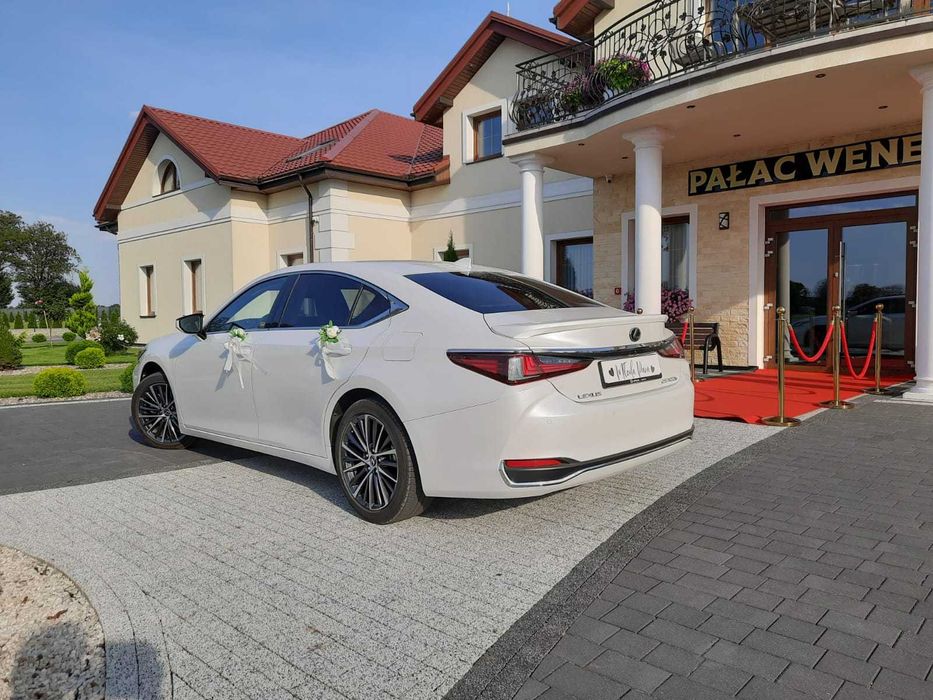 Auto do ślubu Lexus