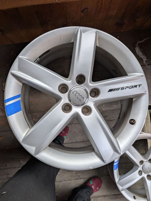 Продам диски легкосплавные Audi R17