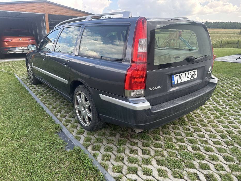 Volvo v70 II 2.5T benzyna, manual
