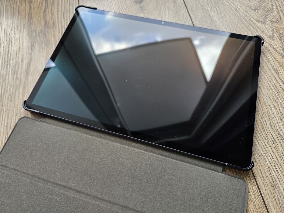 Nowe etui książkowe do Samsung Galaxy  Tab S7+, S8+