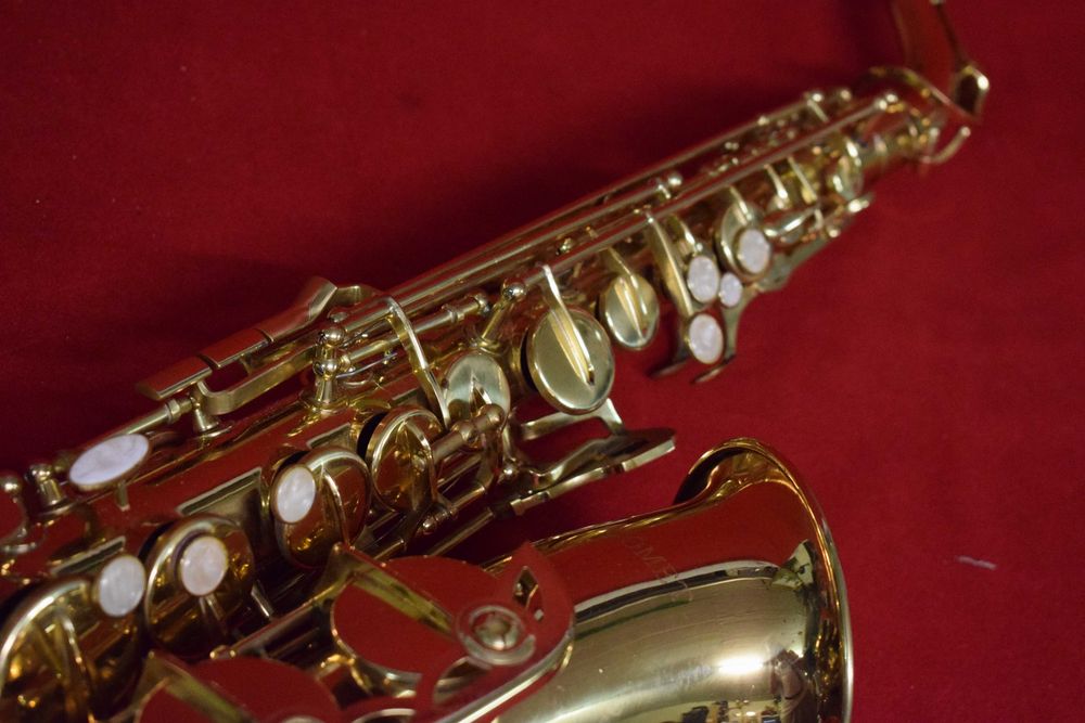 Saxophone Alto Comet Com Estojo. N 2064175300986371123