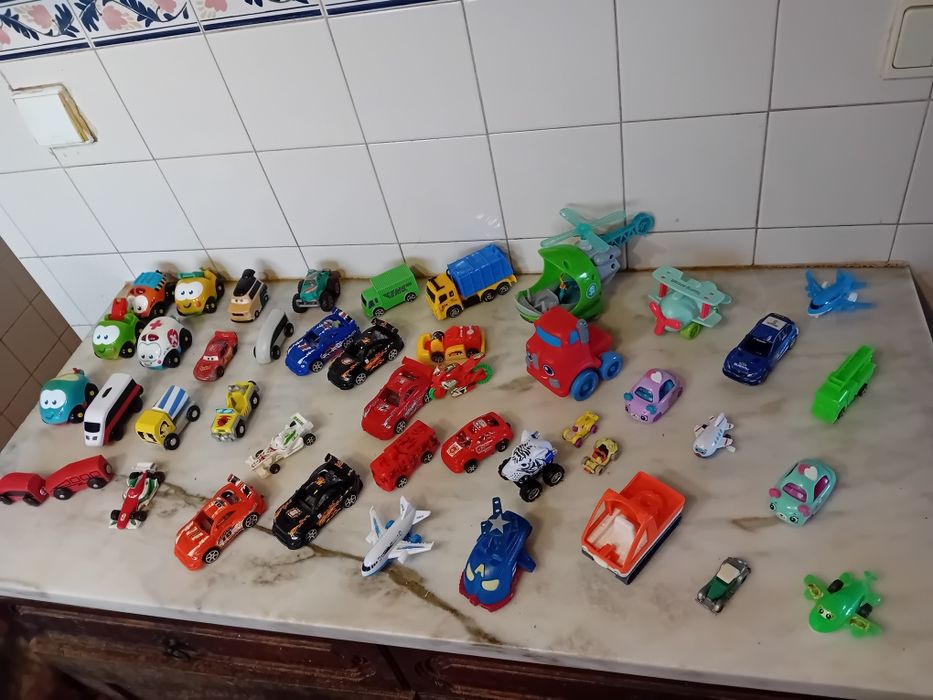 Conjunto de Carrinhos Diversos Criança