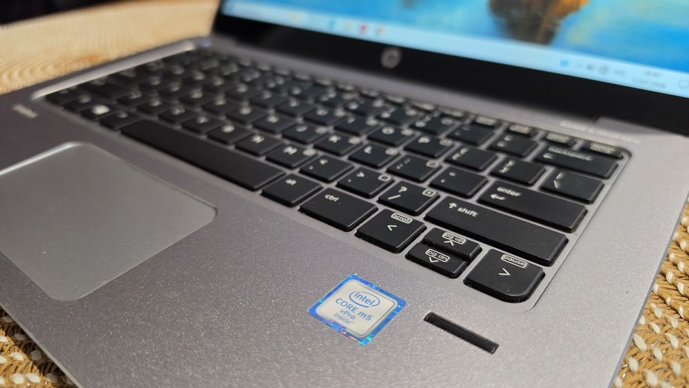 Laptop hp EliteBook 1030 G1