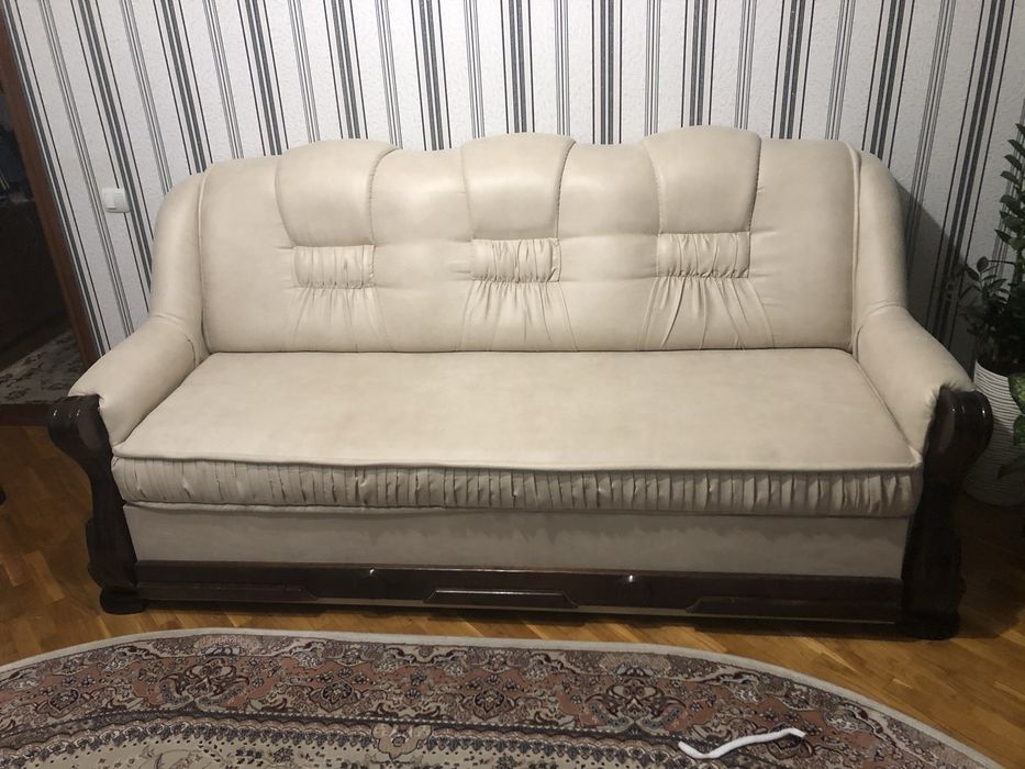 Диван та  2 крісла