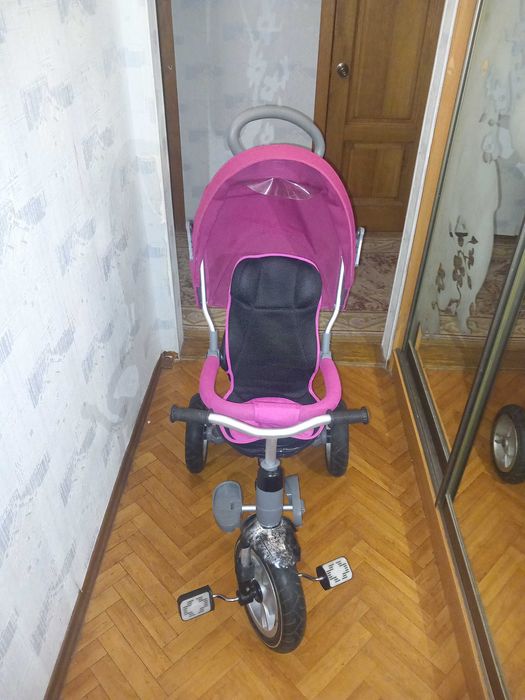 Велосипед з батьківською ручкою