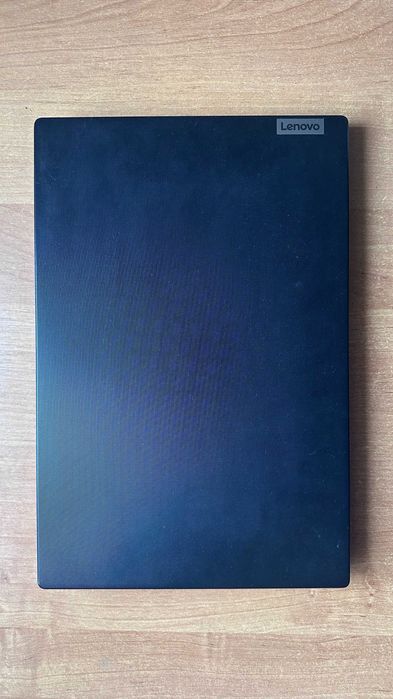 Ноутбук Lenovo V14 (82KC003NRA)