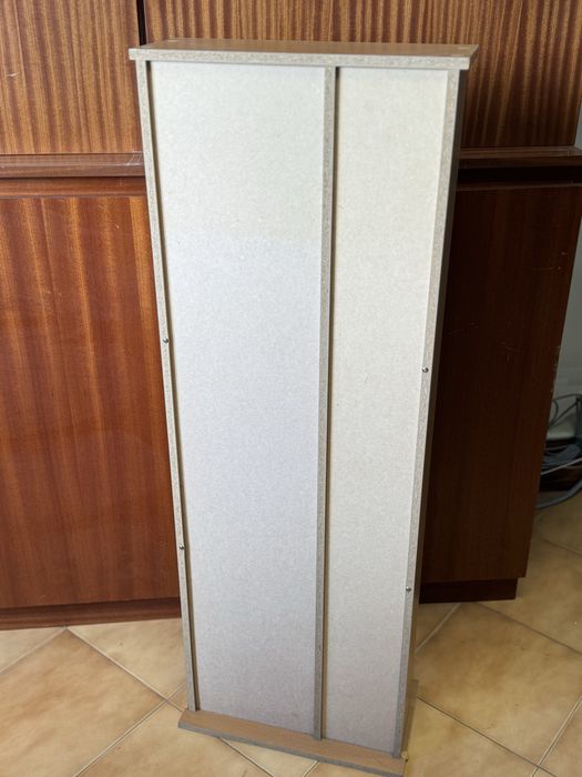 CD Shelf in Perfect Condition64739086825091124