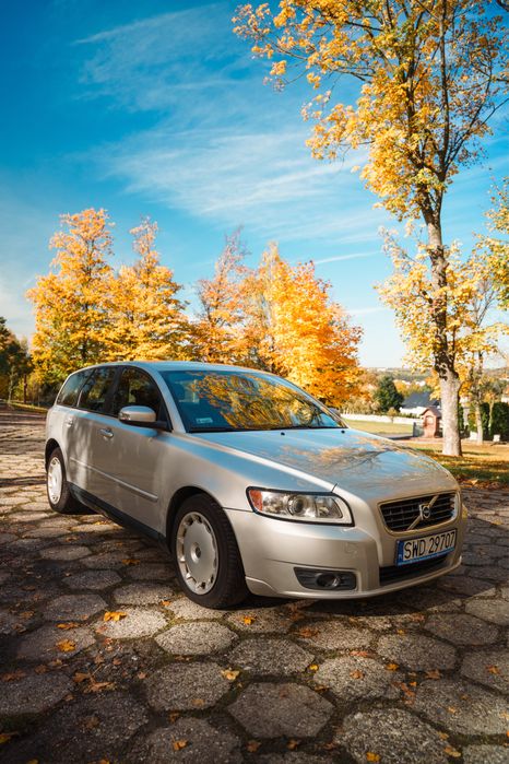 Volvo V50