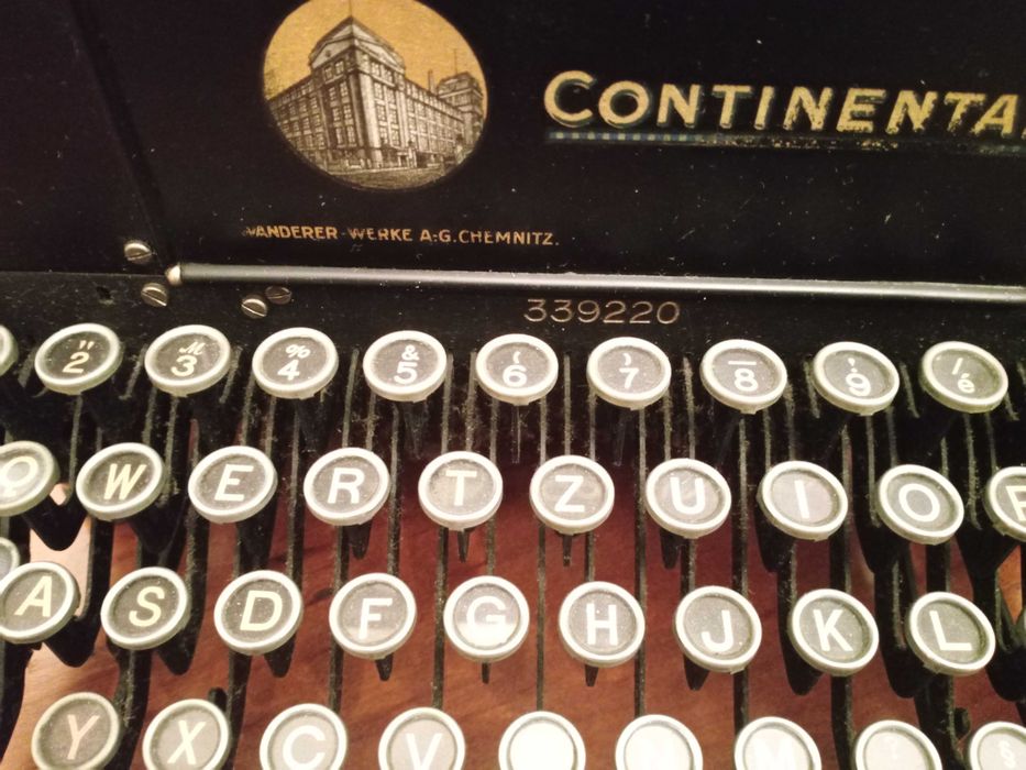 Maquina de escrever Continental antiga