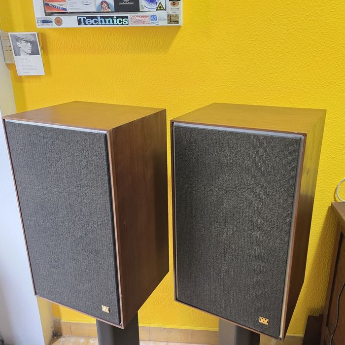 Colunas Wharfedale Dovedale III