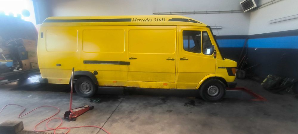 Mercedes 310 d kaczka