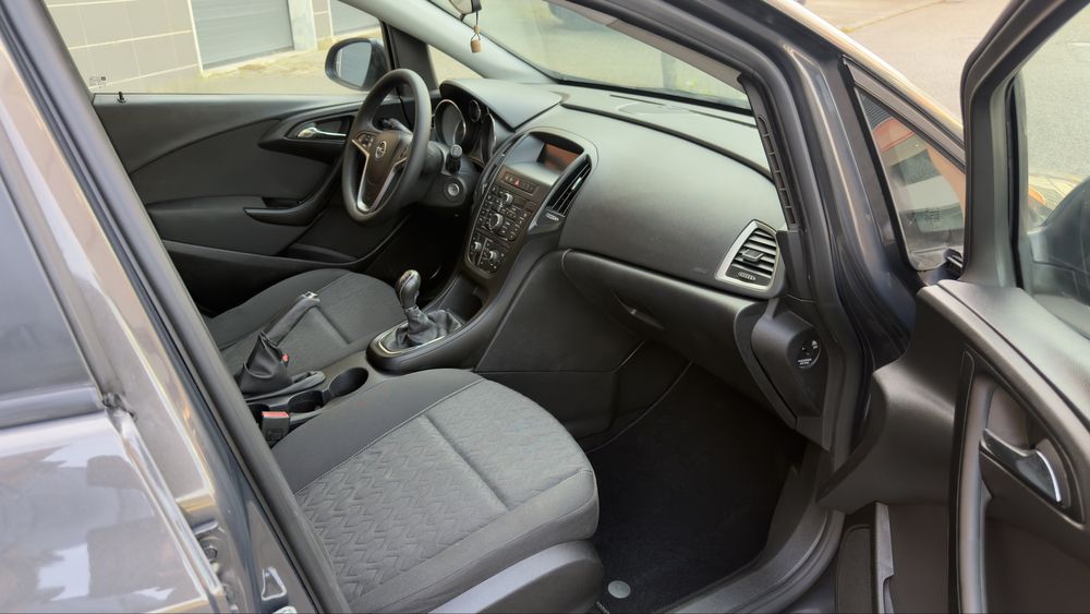 Opel astra 1.7 ctdi 110 cv Nacional
