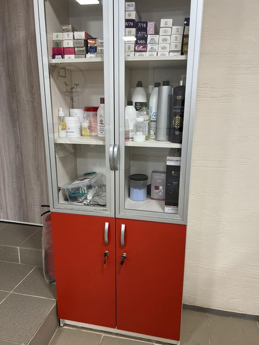 Продам мебель для салона красоты