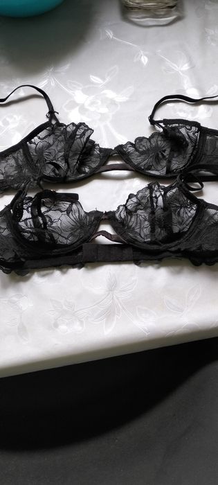 Biustonosze 75 A H&M