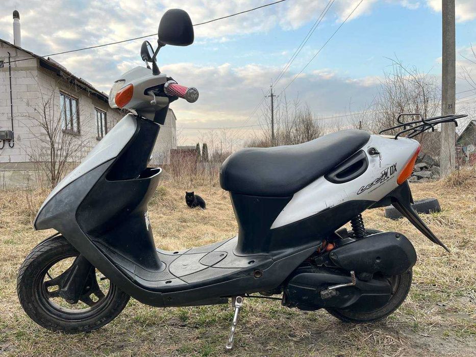 Продам скутер Suzuki