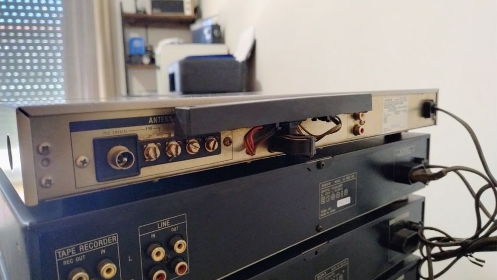 Tuner Sony ST-JX22L