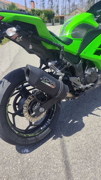 Kawasaki Njnja 300 2016