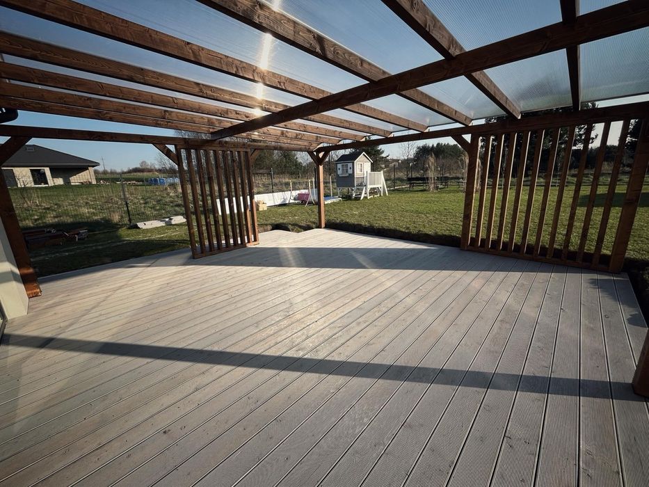 Zadaszenie tarasu z drewna • pergola • poliwęglan • blachodachówka