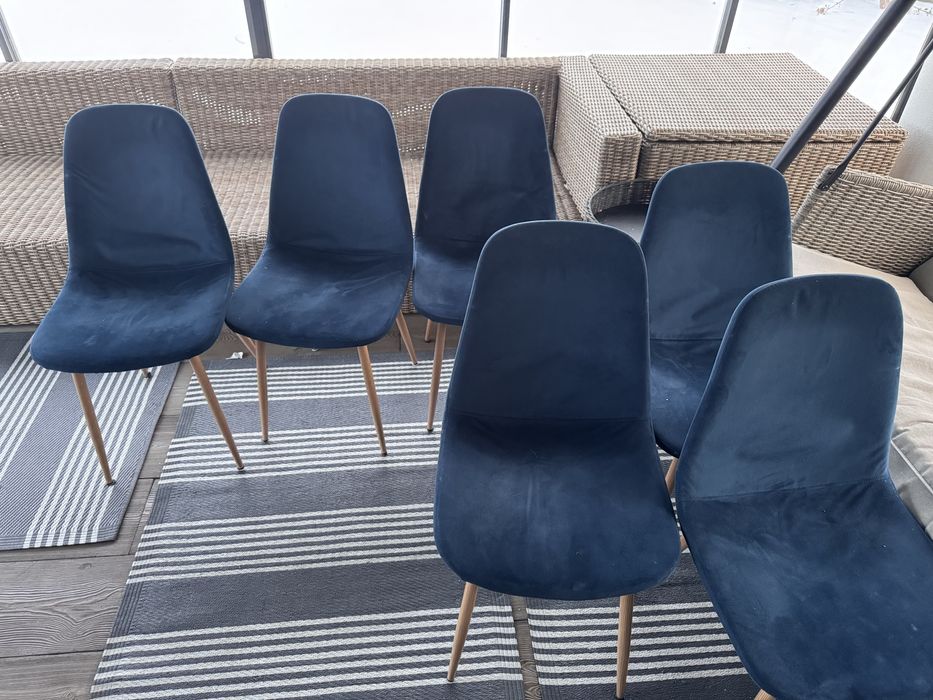 Krzesła  z Jysk  w dobrym stanie