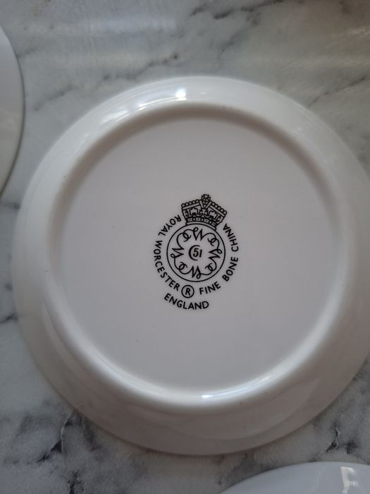 Royal Worcester тарілки