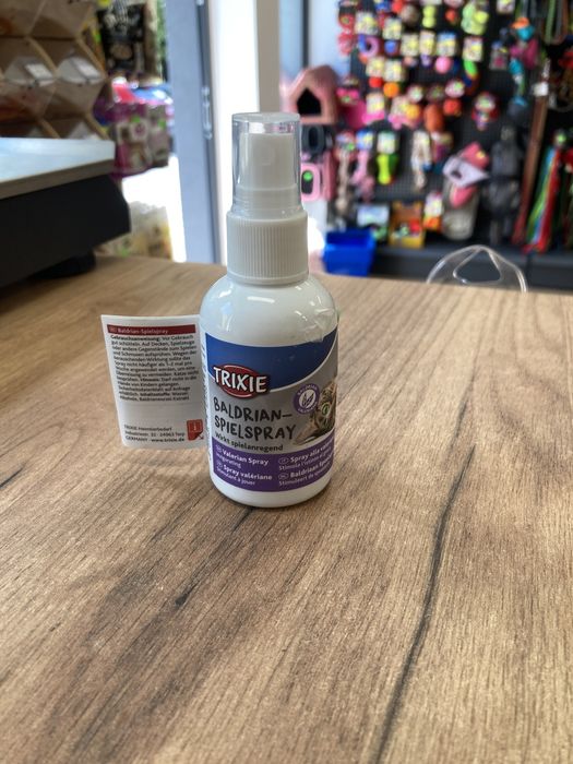 spray waleriana pobudza do zabawy kocimiętka