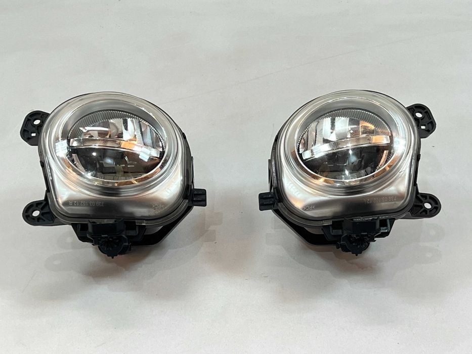 Фара противотуманная BMW X5 F15 X6 F16 Противотуманки БМВ Х5 Ф15 Х6 Ф16 протитуманка