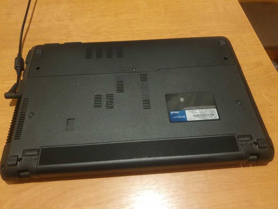 Asus X54H, i5-2540M (2,6…3,3ГГц), SSD 128, озу 8ГБ