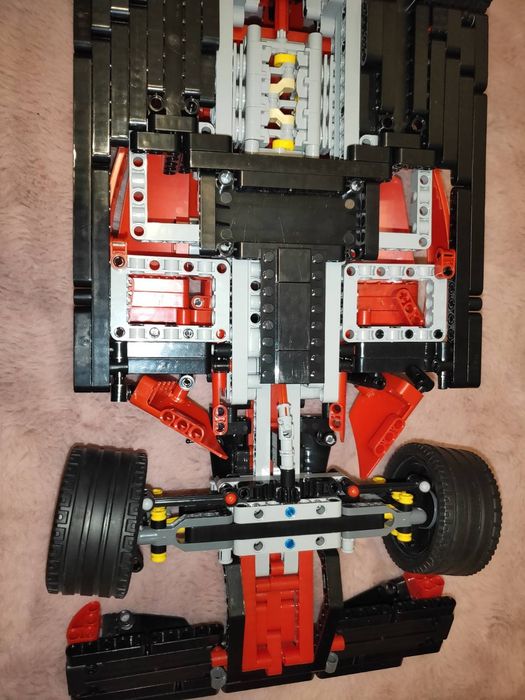 Klocki Bolid F1 SF90 kompatybilne z LEGO Technic