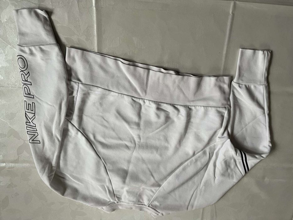 Nike Pro dri-fit bluza bawełniana oversize krótka logo M/L krem
