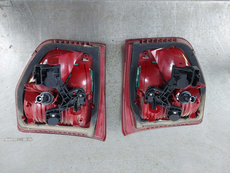 farolins traz esq e drt Citroen C5 SW 2011