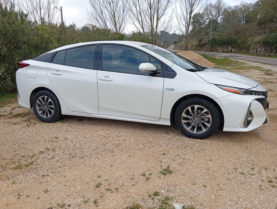 Toyota Prius 1.8 Hybrid PLUG IN Luxury Pele | 2018