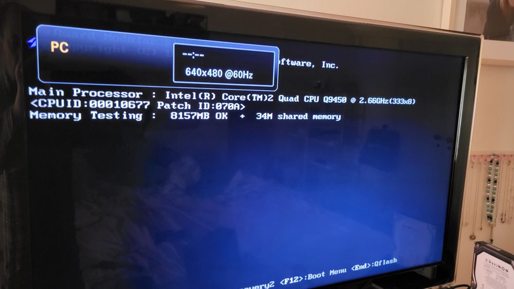 GIGABYTE GA-G41M com Intel Core2 Quad 2.6 Q9450 com 8Gb RAM DDR3
