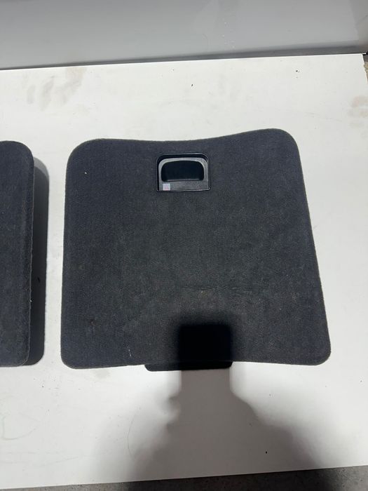 Tampas mala Audi a4 b5 carrinha