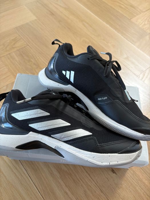 Adidas black trainers for padel / tennis