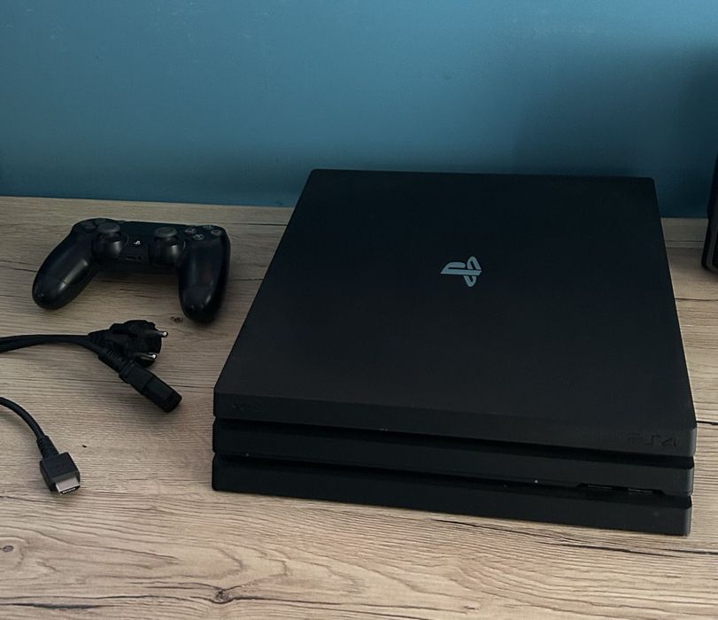 Konsola PlayStation 4 Pro Kontroper Okablowanie W Pełni Sprawna Bardzo Dobry Stan